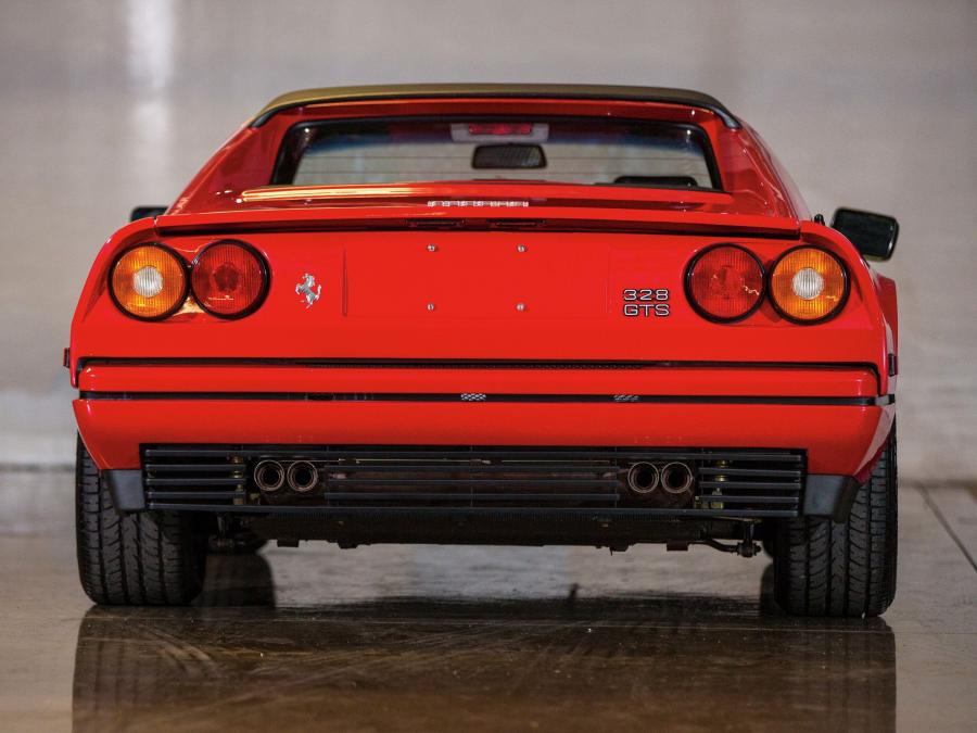 Ferrari 328 GTS 1985 года  (US) (фото 13 из 19)